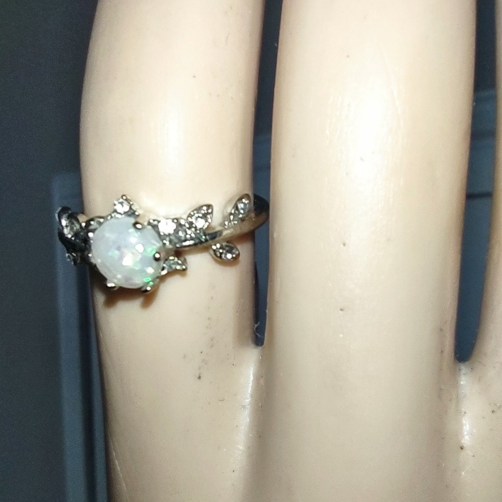 Opal Fashion Ring